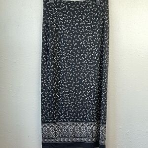 EUC Liz Claiborne Womens Black Floral Maxi Wrap Style Skirt Size M